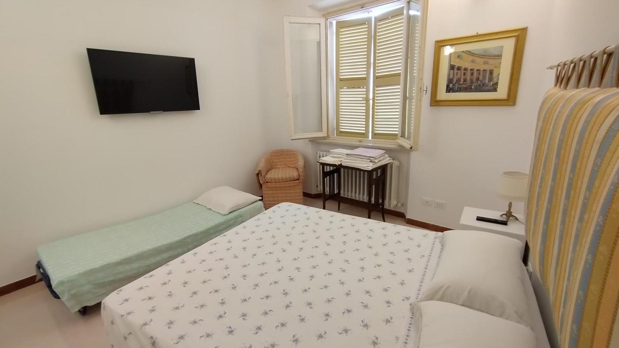 Palazzo Cavalletti - Appartamenti Nel Cuore Di Сенигаллия Экстерьер фото